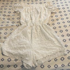 Hollister Off the Shoulder Floral Lace Romper Sz M
